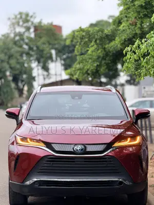 Toyota Venza XLE 2021 Red