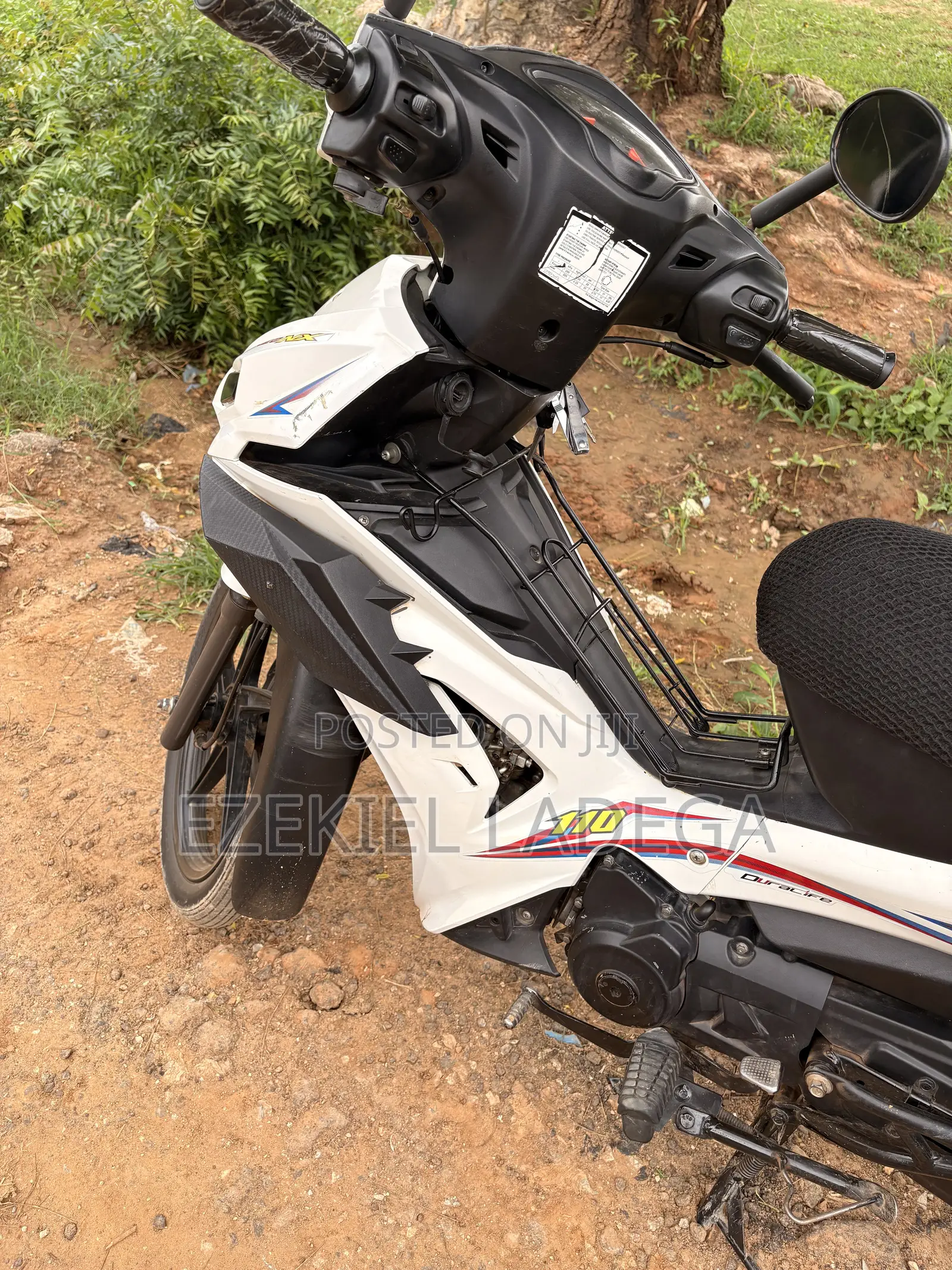 TVS Neo NX 2024 White