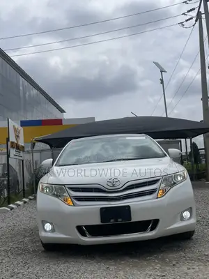Toyota Venza 2011 White