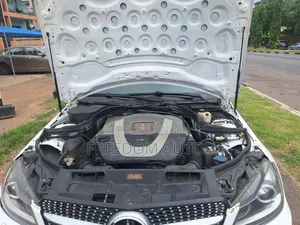 Mercedes-Benz C250 2008 White