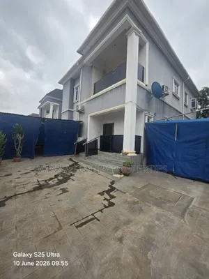 4bdrm Duplex in Grandville Estate, Lugbe District for sale
