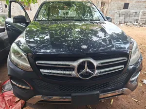 Mercedes-Benz GLE-Class 2018 Blue