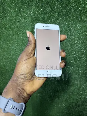 Apple iPhone 7 32 GB Silver
