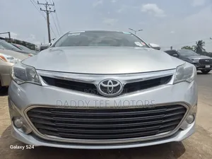Toyota Avalon XLE Sedar FWD (3.5L 6cyl 6A) 2013 Silver