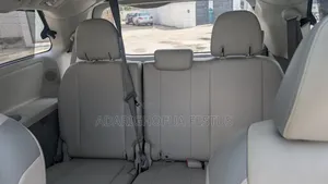 Toyota Sienna 2014 Burgundy