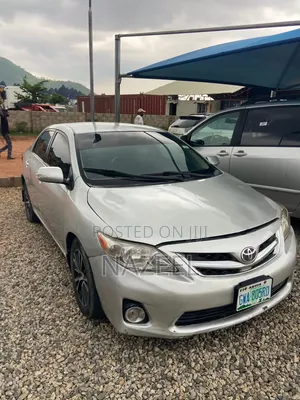 Toyota Corolla LE 4dr Sedan (1.8L 4cyl 4A) 2010 Silver