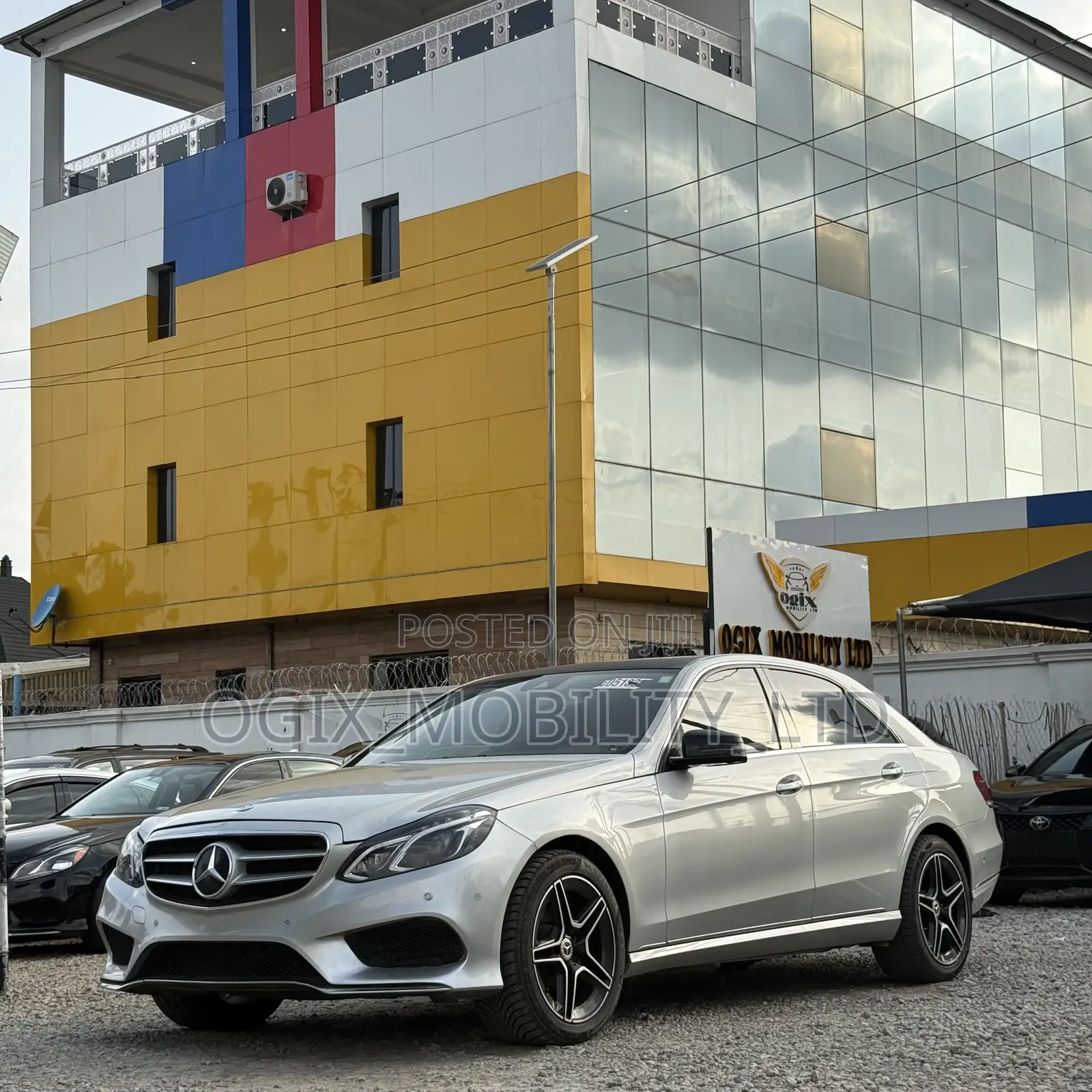 Mercedes-Benz E350 2014 Silver