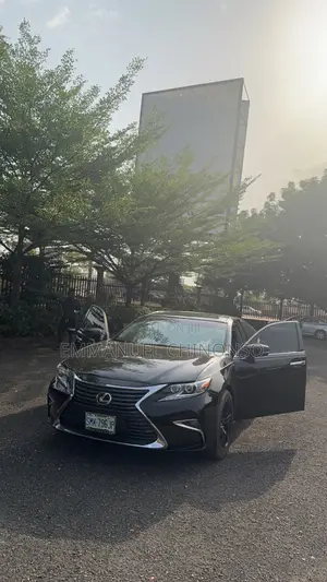 Lexus ES 2014 Black
