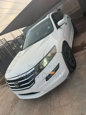 Honda Crosstour 3.5 AWD 2010 White