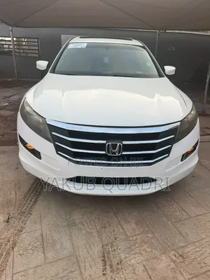 Honda Crosstour 3.5 AWD 2010 White