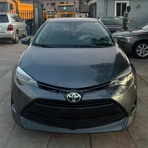 Toyota Corolla LE 4dr Sedan (1.8L 4cyl CVT) 2017 Gray