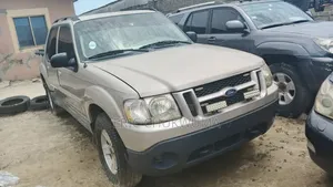 Ford Explorer Limited 4dr 4x2 (4.0L 6cyl 5A) 2010 Gold