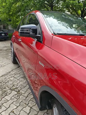 Mercedes-Benz GLE-Class 2018 Burgundy