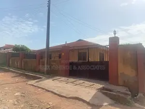 3bdrm Bungalow in Elewuro Estate, Akobo for sale