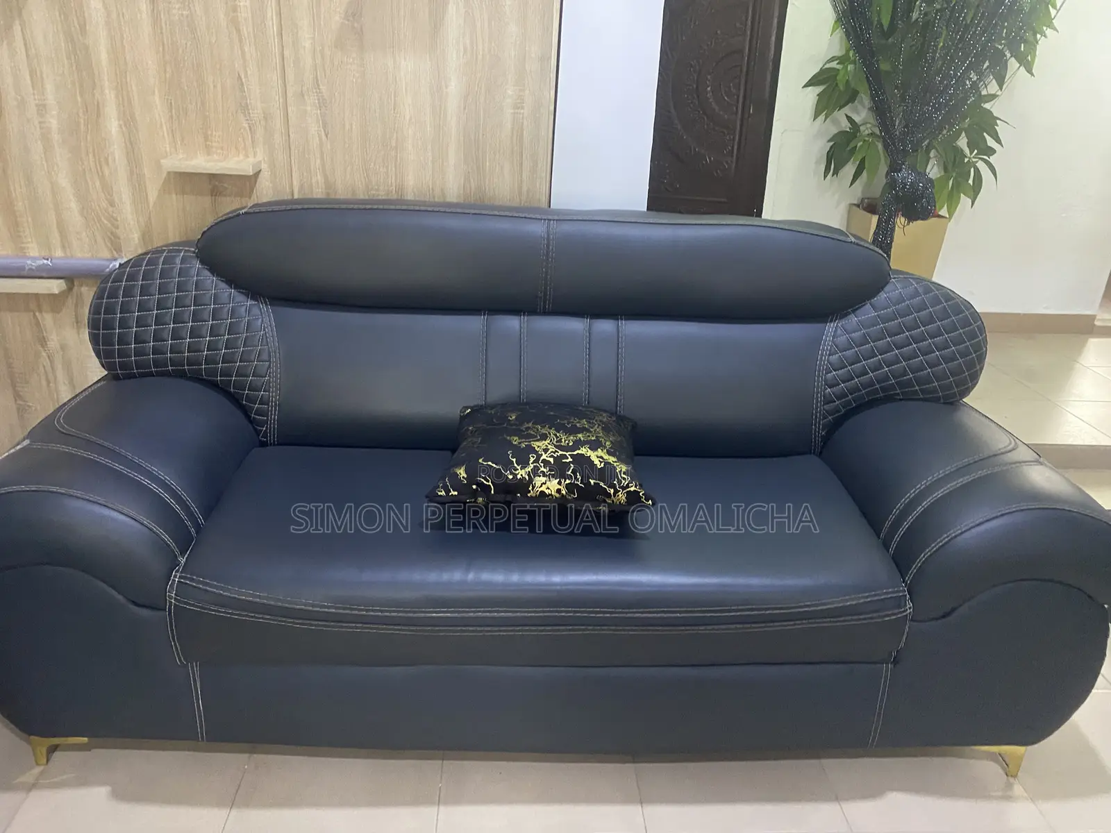 4 Set Parlor Couch for Sell