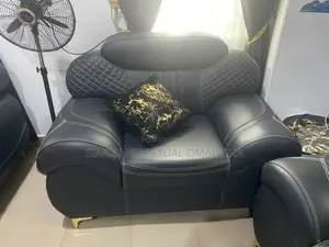 4 Set Parlor Couch for Sell