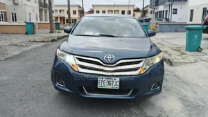 Toyota Venza 2010 Blue