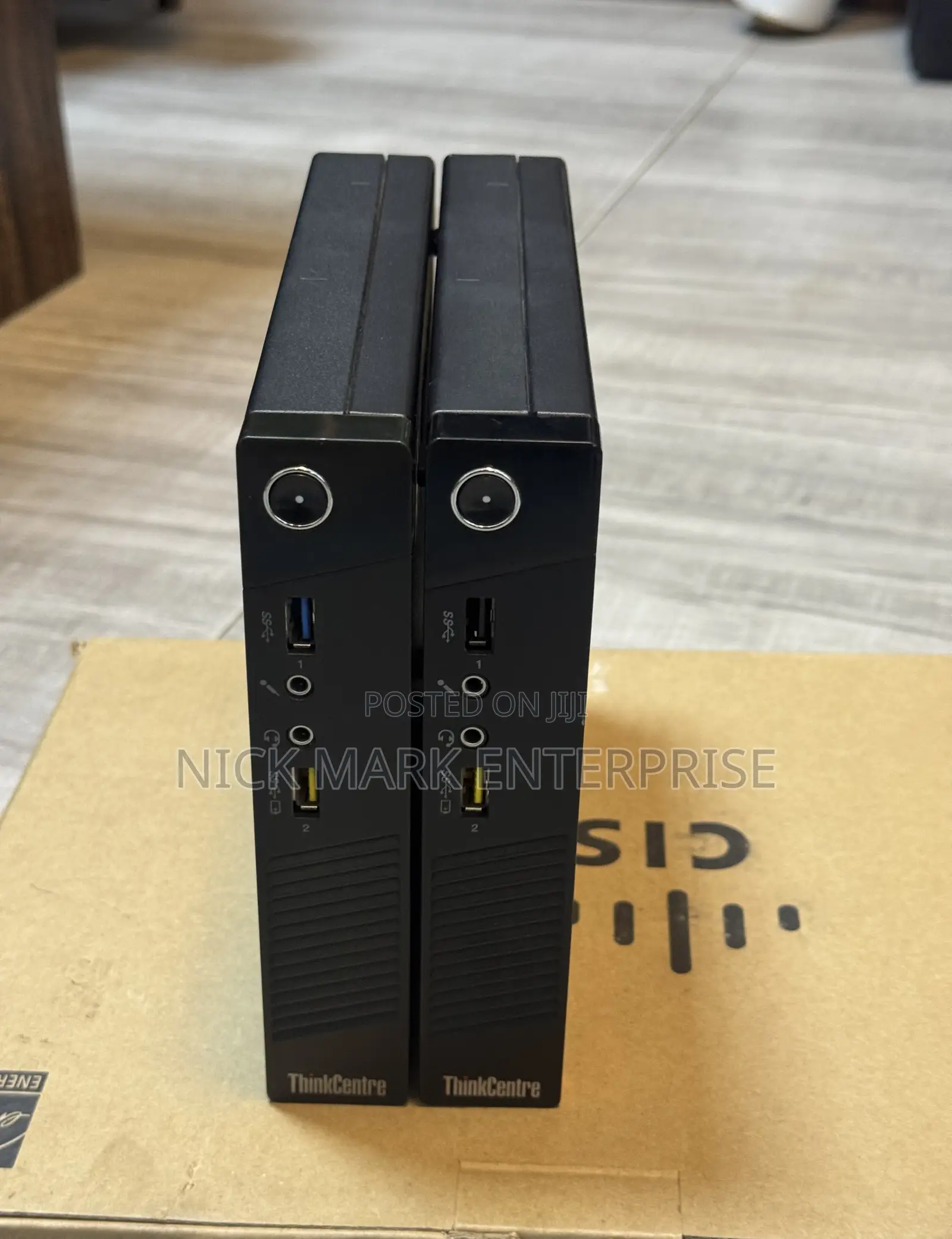 Desktop Computer Lenovo ThinkCentre M710 8GB Intel Core i3 HDD 500GB