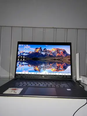 Laptop HP ZBook Studio G5 32GB Intel Core i7 SSD 1T