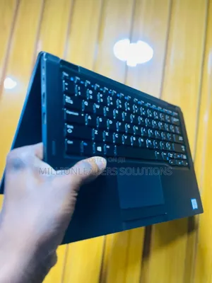 Laptop Dell Latitude 7390 16GB Intel Core i7 SSD 256GB