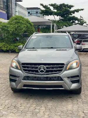 Mercedes-Benz M Class ML400 4MATIC 4dr SUV AWD (3.0L 6cyl Turbo 7A)