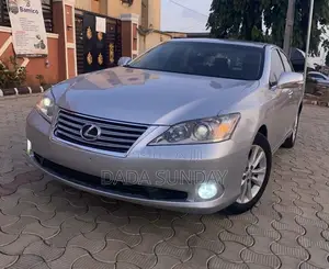 Lexus ES 350 2011 Silver