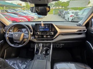 Toyota Highlander 2020 Blue