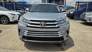 Toyota Highlander LE 4dr SUV (2.7L 4cyl 6A) 2014 Gray