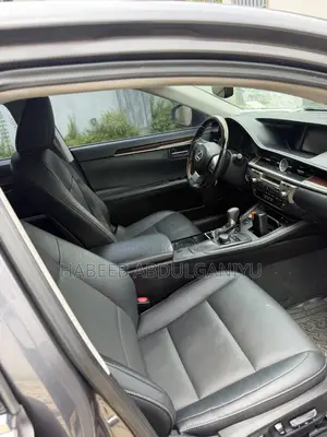 Lexus ES 2016 Gray