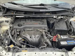 Toyota Corolla XRS 4dr Sedan (2.4L 4cyl 5A) 2010 White