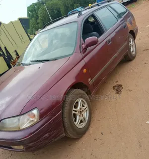 Toyota Carina E 1.6 Wagon 1998 Red