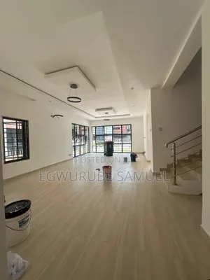 4bdrm Apartment in Ogudu Gra Phase 2 for rent