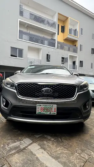 Kia Sorento 4dr SUV 2016 Gray