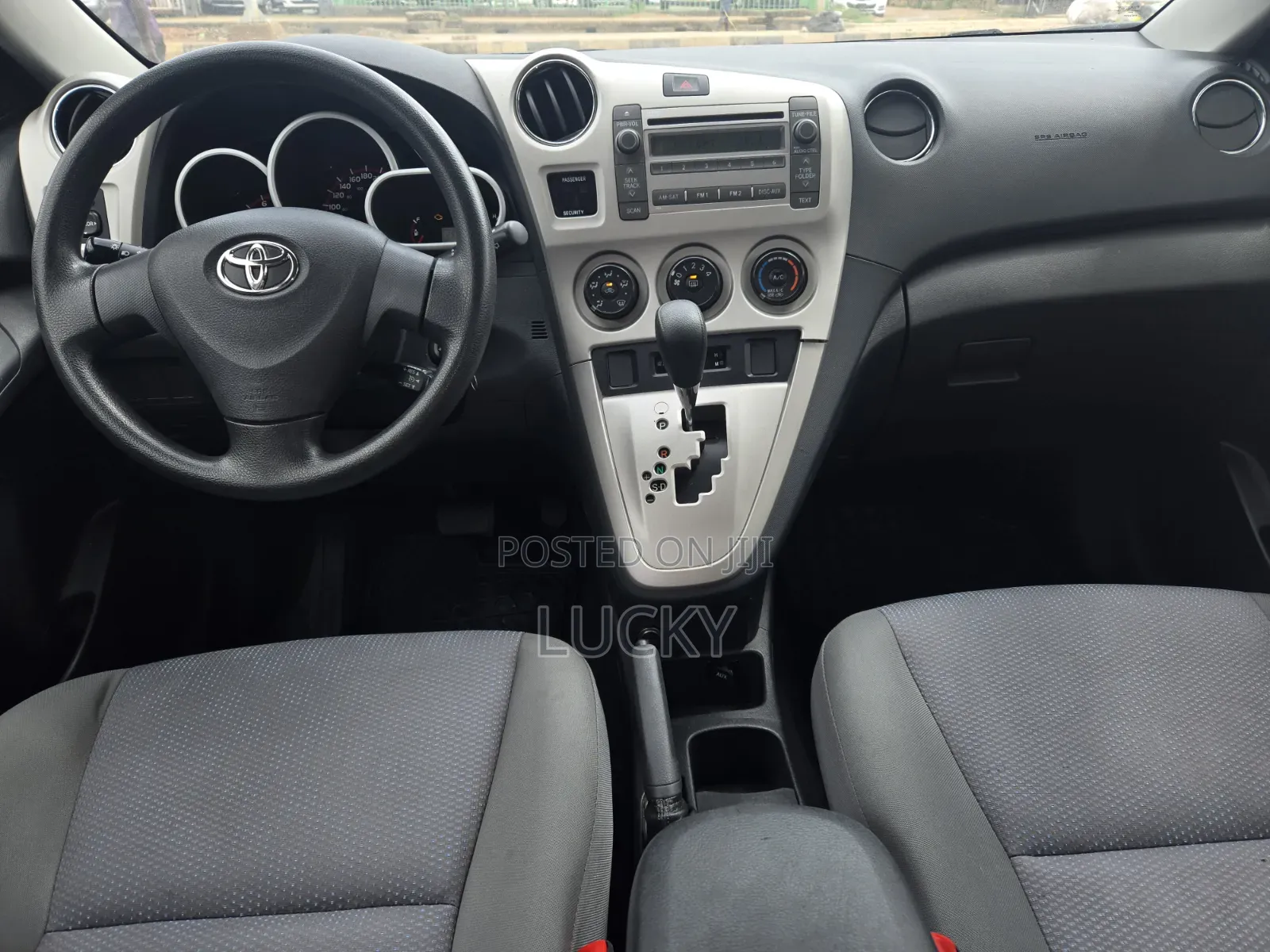 Toyota Matrix 2010 Silver
