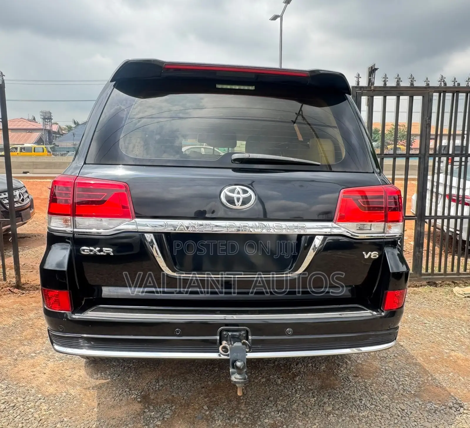 Toyota Land Cruiser 2016 Black