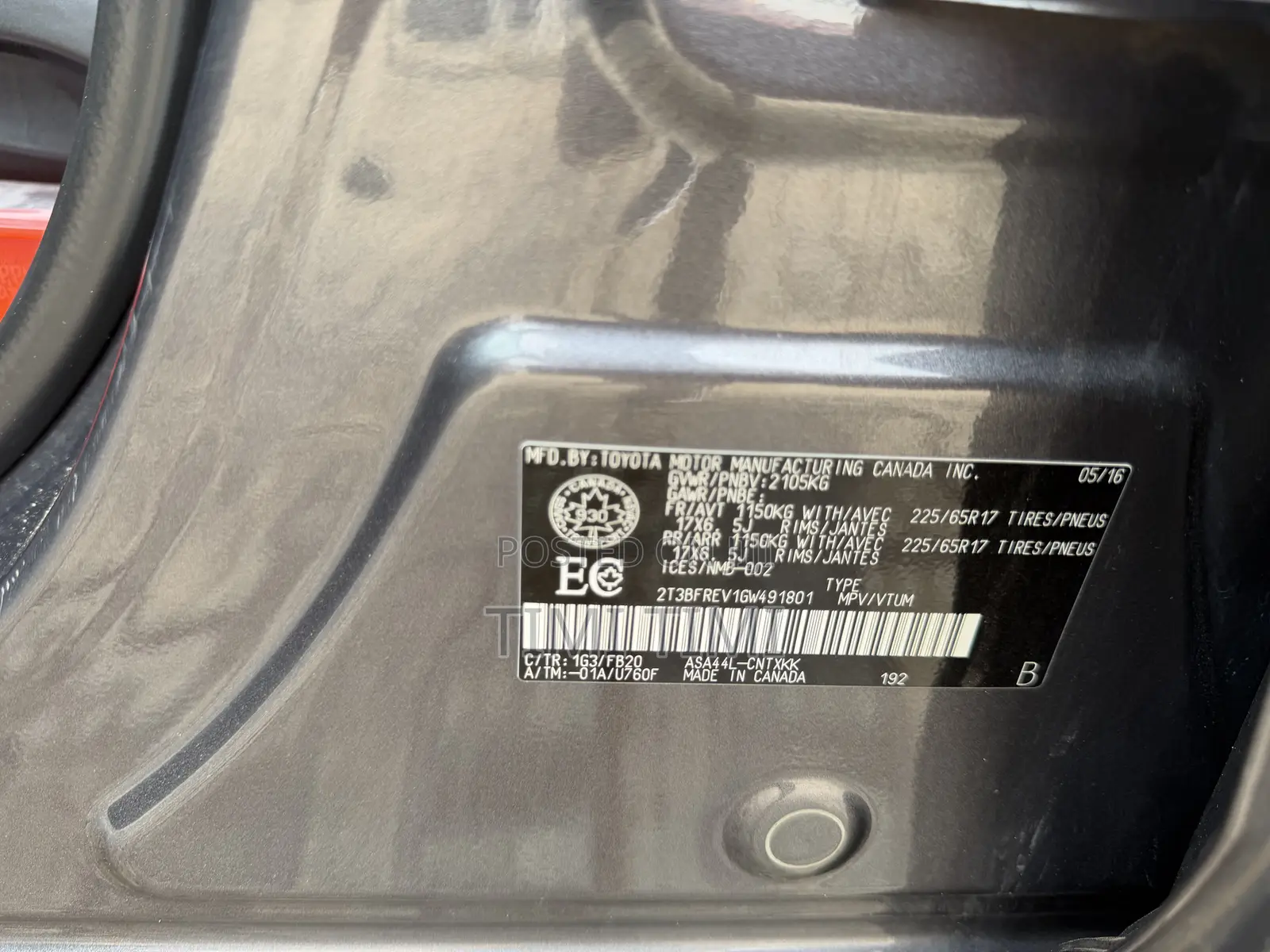 Toyota RAV4 LE AWD (2.5L 4cyl 6A) 2017 Gray
