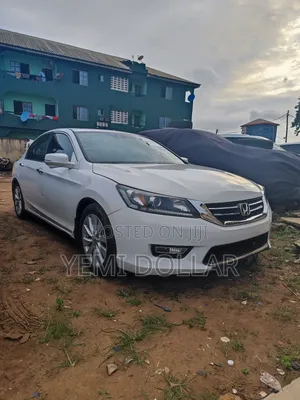 Honda Accord LX 4dr Sedan (2.4L 4cyl CVT) 2015 White
