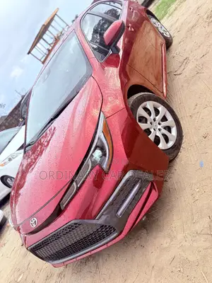 Toyota Corolla LE 2024 Burgundy