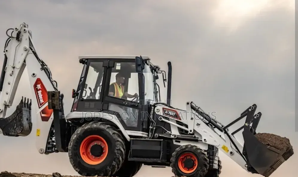 Bobcat B760 Backhoe Loader