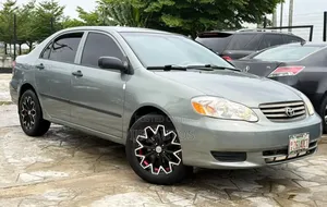 Toyota Corolla LE 2004 Gray
