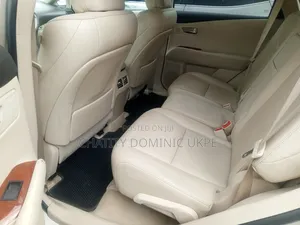 Lexus RX 350 2011 Gold