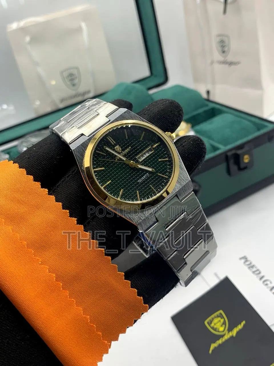 Poedegar Watch