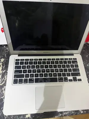Laptop Apple MacBook Air 2017 8GB SSD 128GB