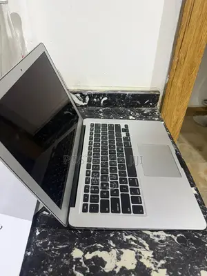 Laptop Apple MacBook Air 2017 8GB SSD 128GB