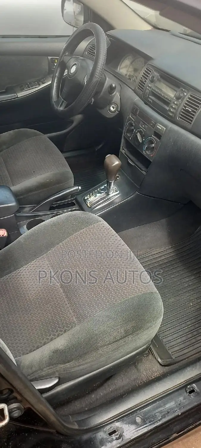 Toyota Corolla 2005 Black