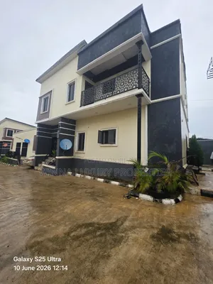 3bdrm Apartment in Behind Shafa Filling, Lugbe District for rent