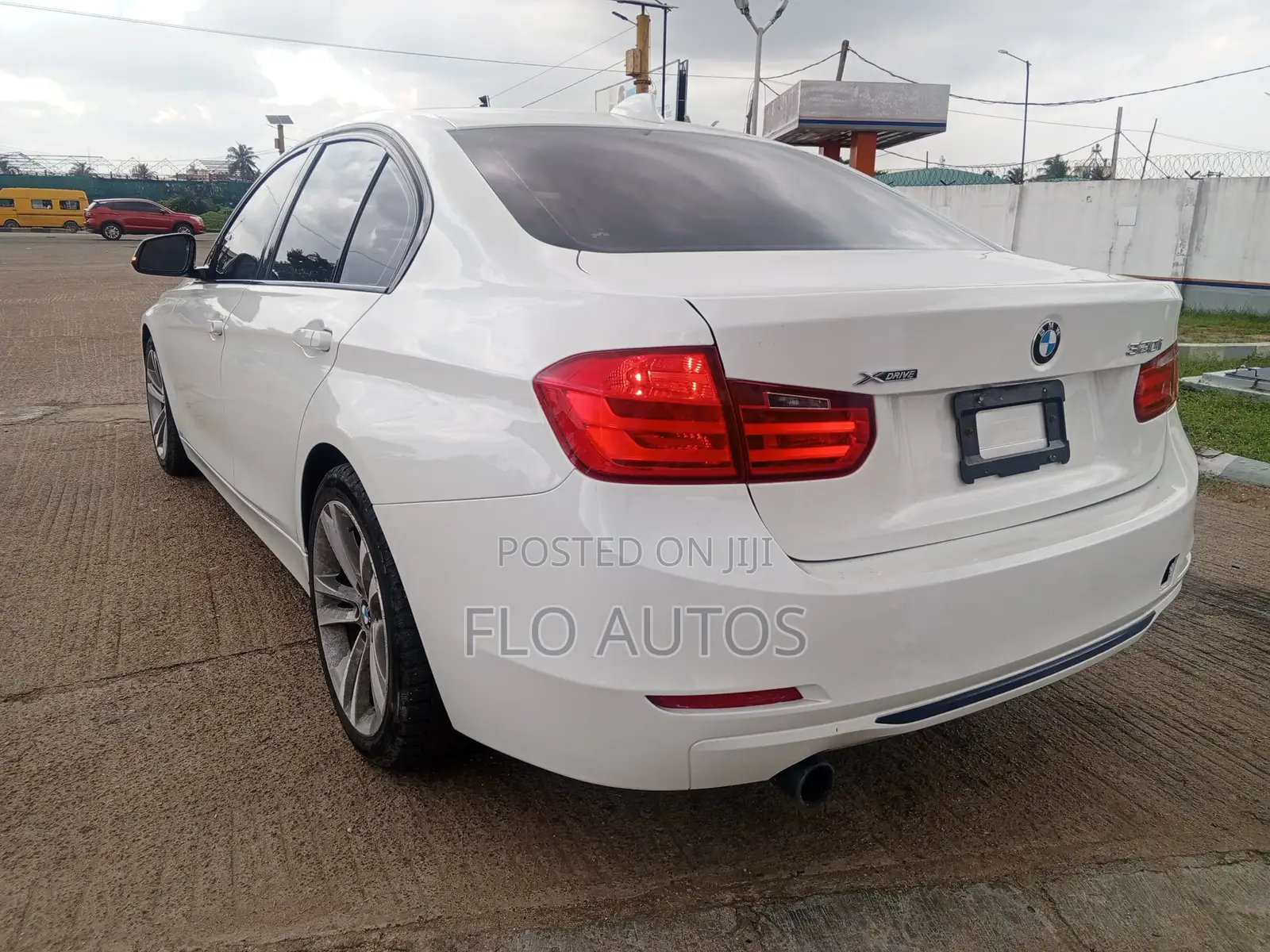 BMW 320i 2016 White