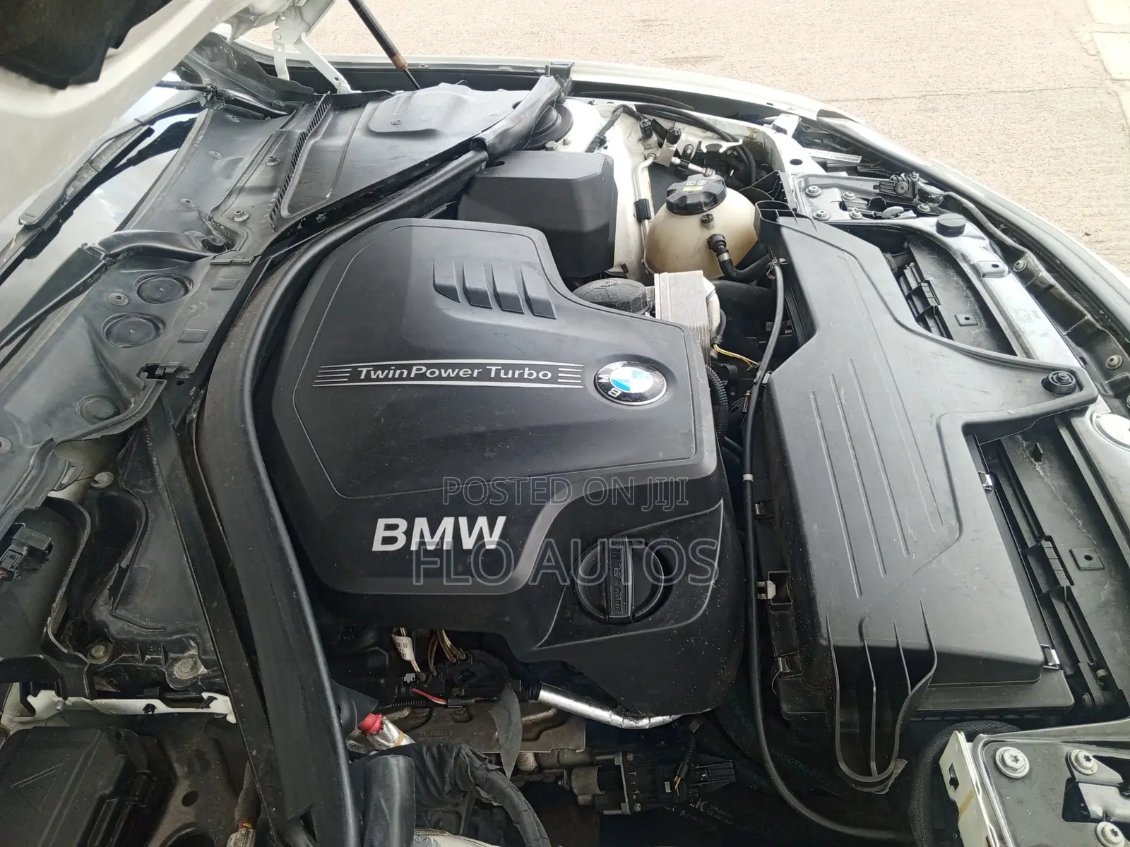 BMW 320i 2016 White