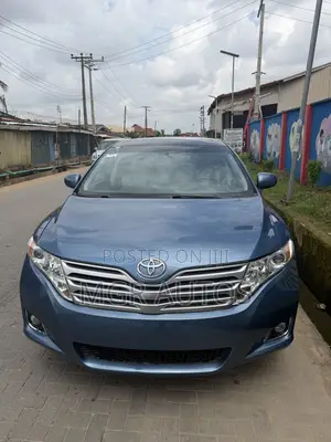 Toyota Venza XLE 2009 Blue