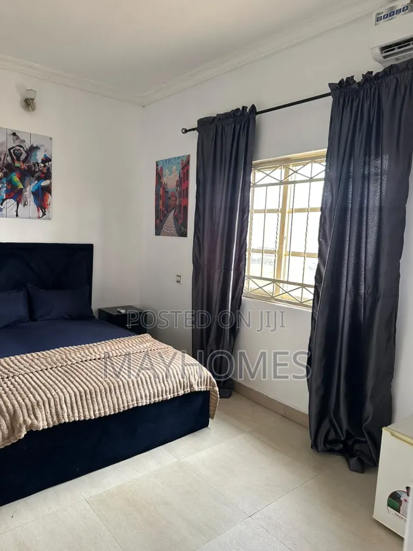 A Room in a Shared Aprtment